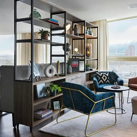 Renaissance Tower Hotel 5*