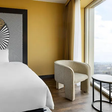 Renaissance Tower Hotel