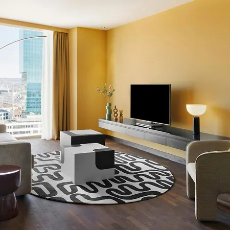 Renaissance Tower Hotel