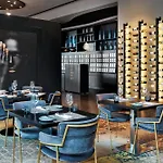 Renaissance Tower Hotel