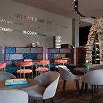 Renaissance Tower Hotel