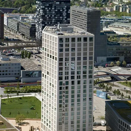 Renaissance Tower Hotel 5*