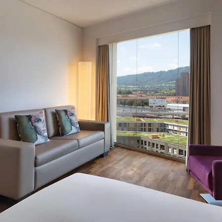 Szálloda Renaissance Tower Zürich