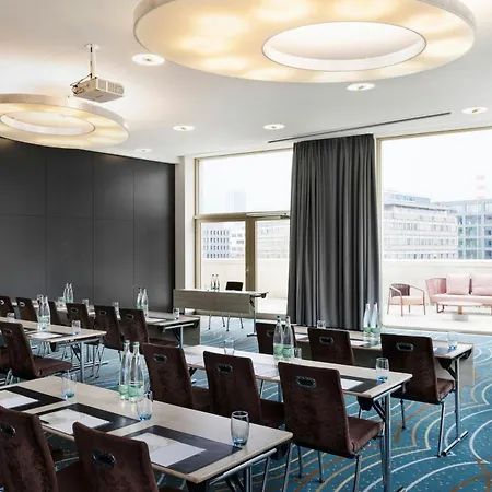 Renaissance Tower Szálloda Zürich