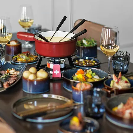 르네상스 타워 호텔, 어 메리어트 럭셔리&라이프스타일