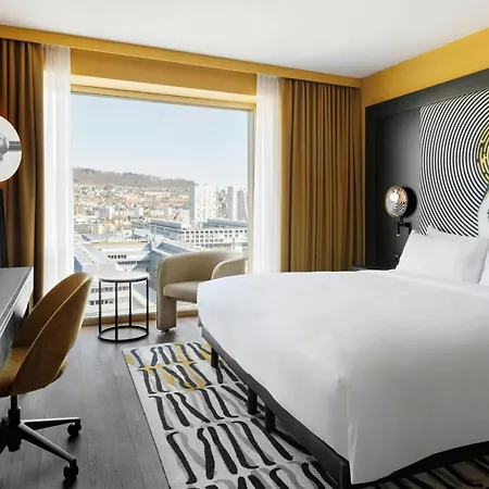Renaissance Tower Hotel
