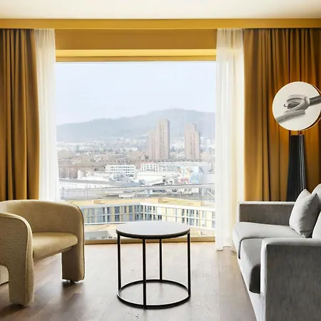 Renaissance Tower Szálloda Zürich