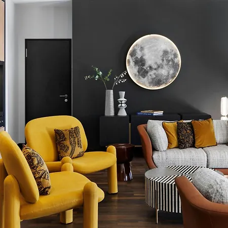 Renaissance Tower Szálloda 5*