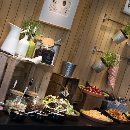 Hotel Renaissance Tower Zürich