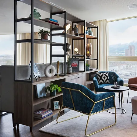 Готель Renaissance Tower 5*
