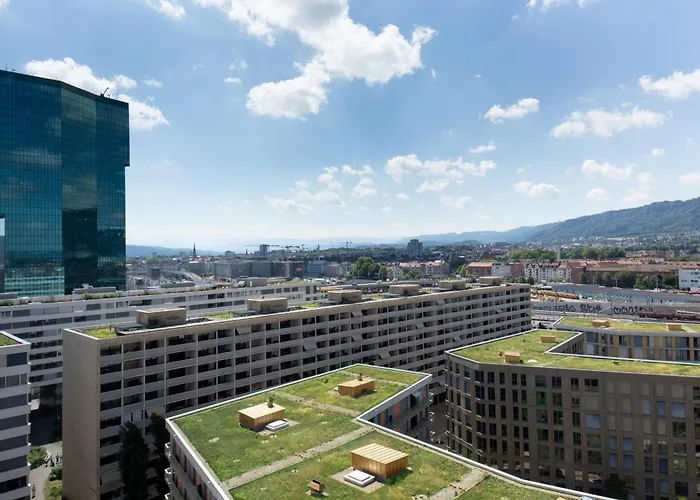 Renaissance Tower Hotel