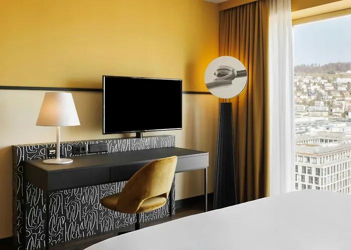 رينيسانس زوريخ تاور زيورخ