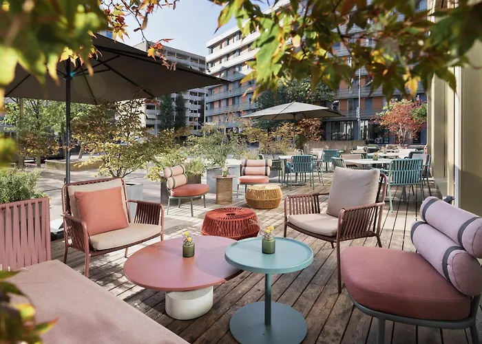 رينيسانس زوريخ تاور