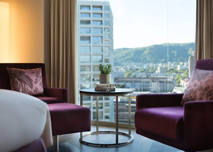 رينيسانس زوريخ تاور