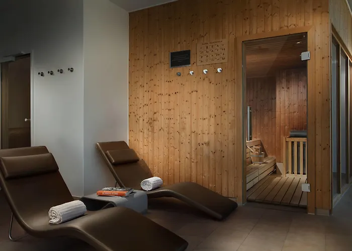 فندق رينيسانس زوريخ تاور 5*