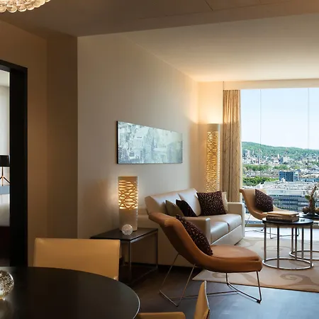 Renaissance Tower 5* Ζυρίχη