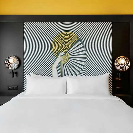 苏黎世大厦万丽酒店