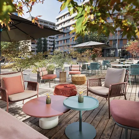 苏黎世大厦万丽酒店