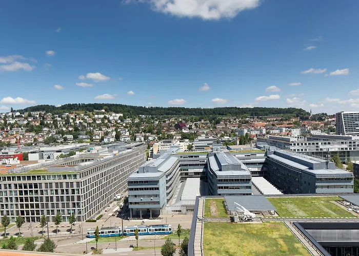 Renaissance Tower Hotel